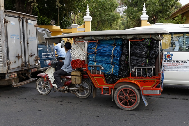 Phnom Penh-Divers-011